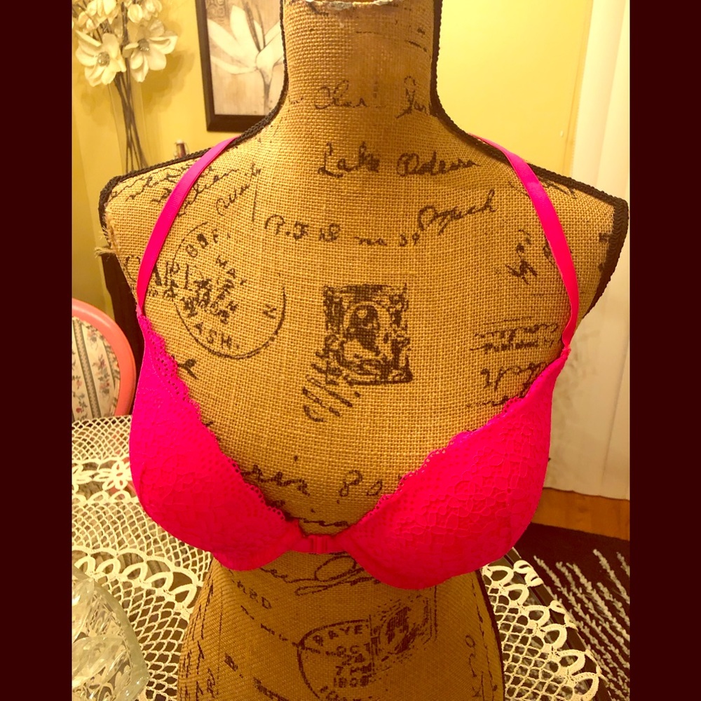 Push up bra.